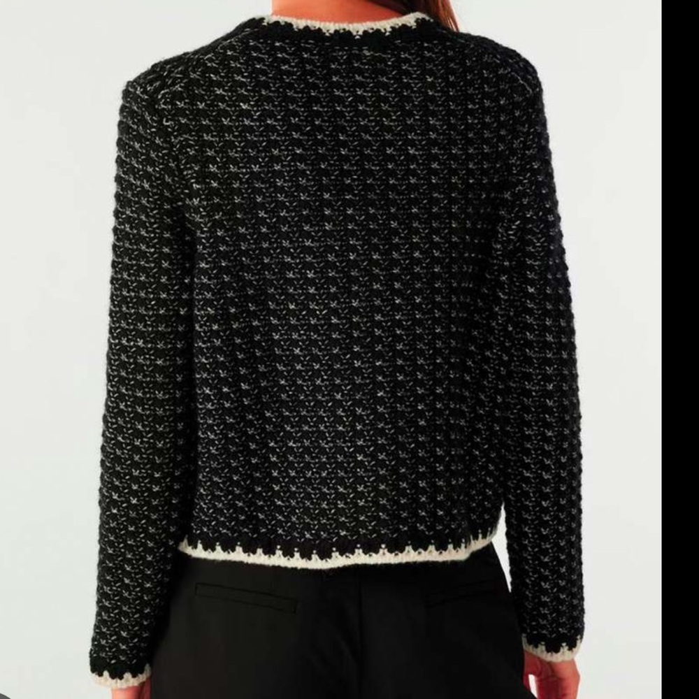 New-BA&SH
Bill cardigan | Black - Picture 4 of 14